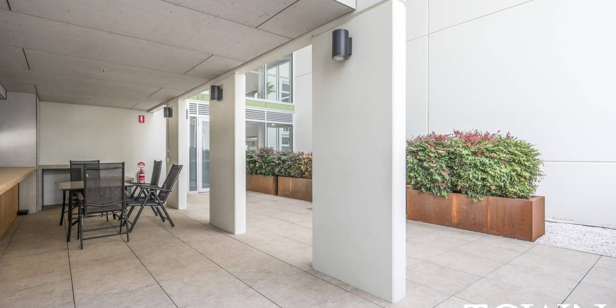 305/102 swain street, GUNGAHLIN, ACT 2912 AUS
