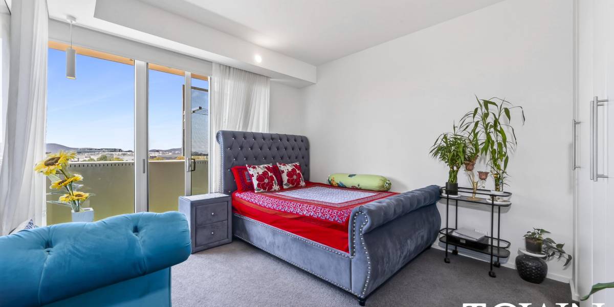 305/102 swain street, GUNGAHLIN, ACT 2912 AUS