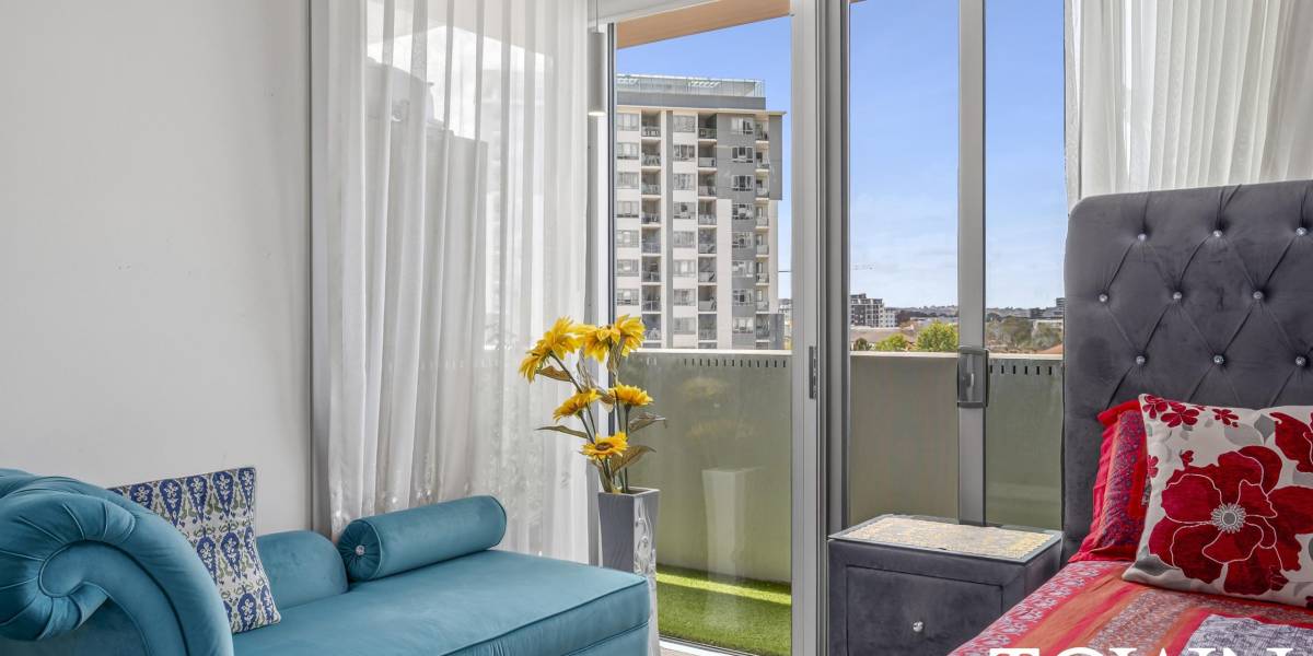 305/102 swain street, GUNGAHLIN, ACT 2912 AUS