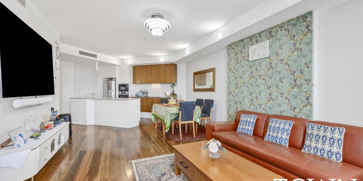 305/102 swain street, GUNGAHLIN, ACT 2912 AUS