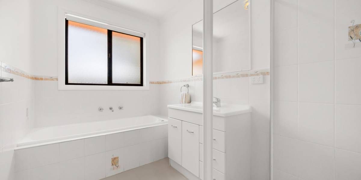 32 Hollingsworth Street, GUNGAHLIN, ACT 2912 AUS