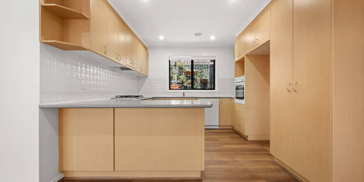 32 Hollingsworth Street, GUNGAHLIN, ACT 2912 AUS