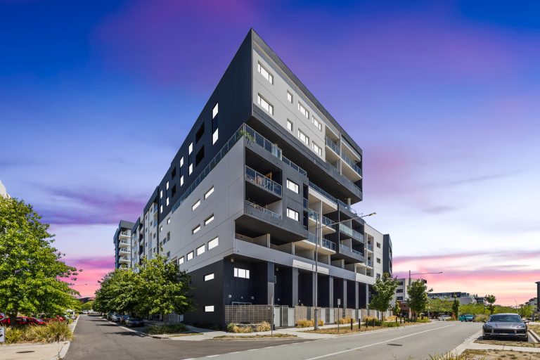 61/35 Oakden Street, GREENWAY  ACT  2900