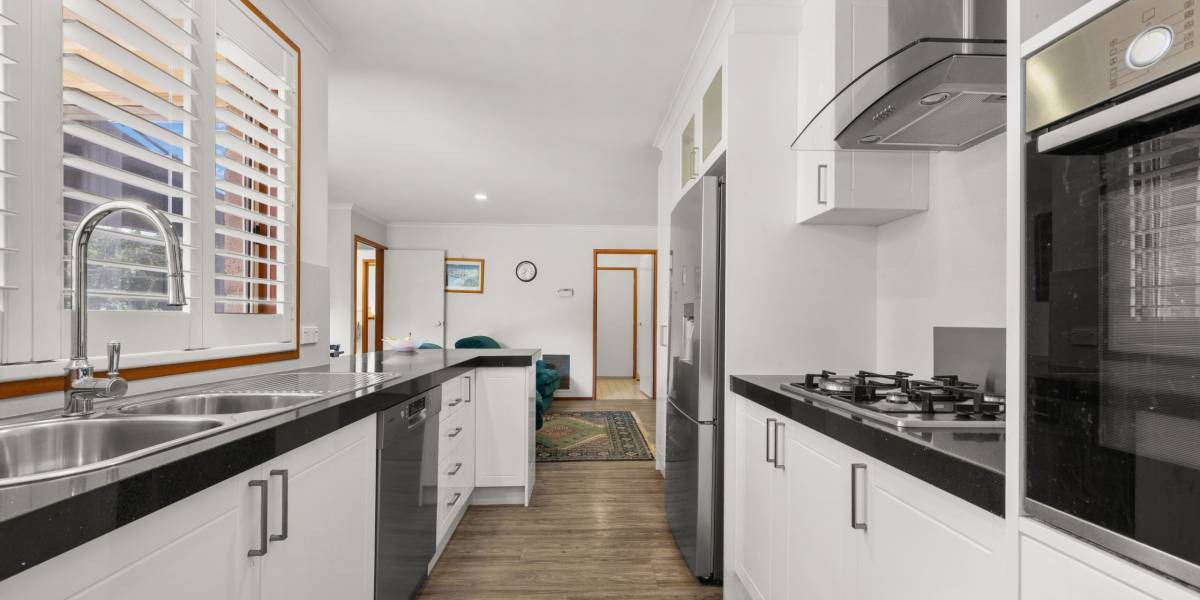 6 Clear Street, PALMERSTON, ACT 2913 AUS