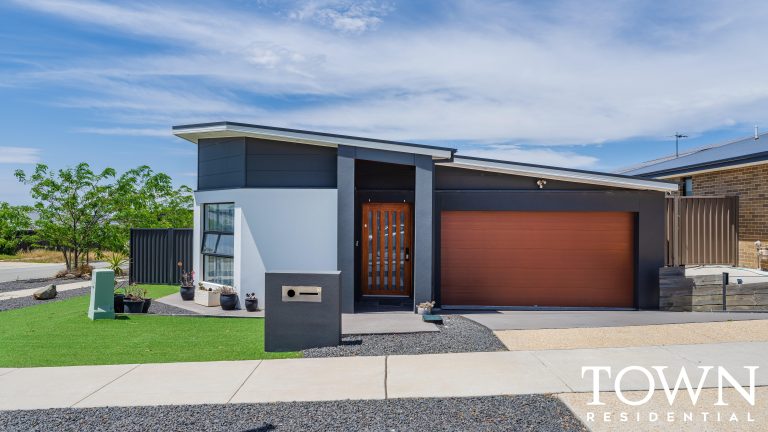 1 Spooner Street, TAYLOR  ACT  2913