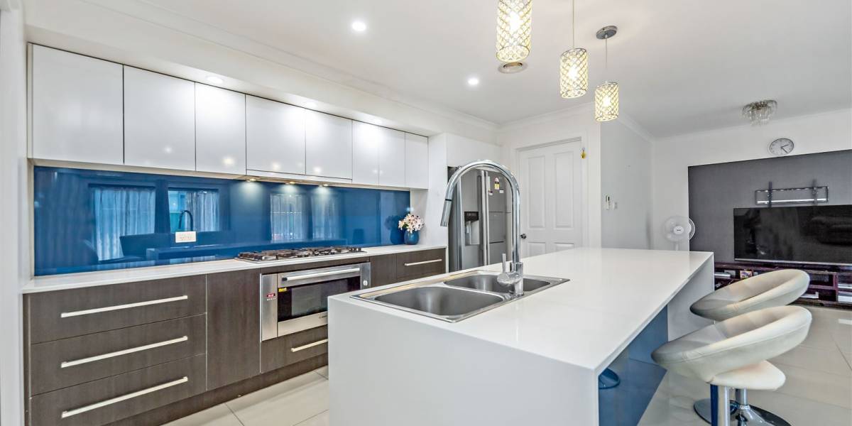 16 MacFarlane Burnet Avenue, MACGREGOR, ACT 2615 AUS