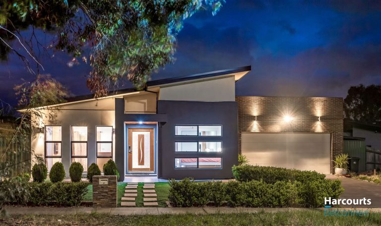 16 MacFarlane Burnet Avenue, MACGREGOR  ACT  2615