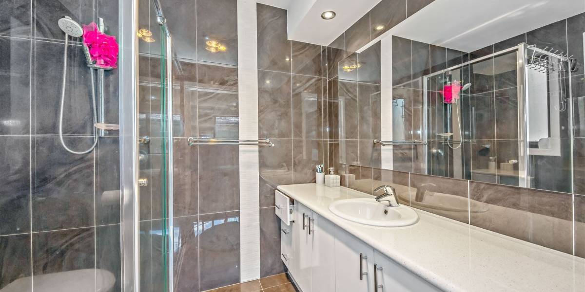 16 MacFarlane Burnet Avenue, MACGREGOR, ACT 2615 AUS